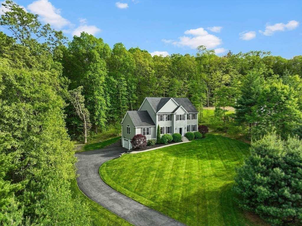 105 Louise Dr