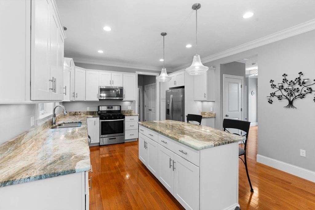 105 Louise Dr