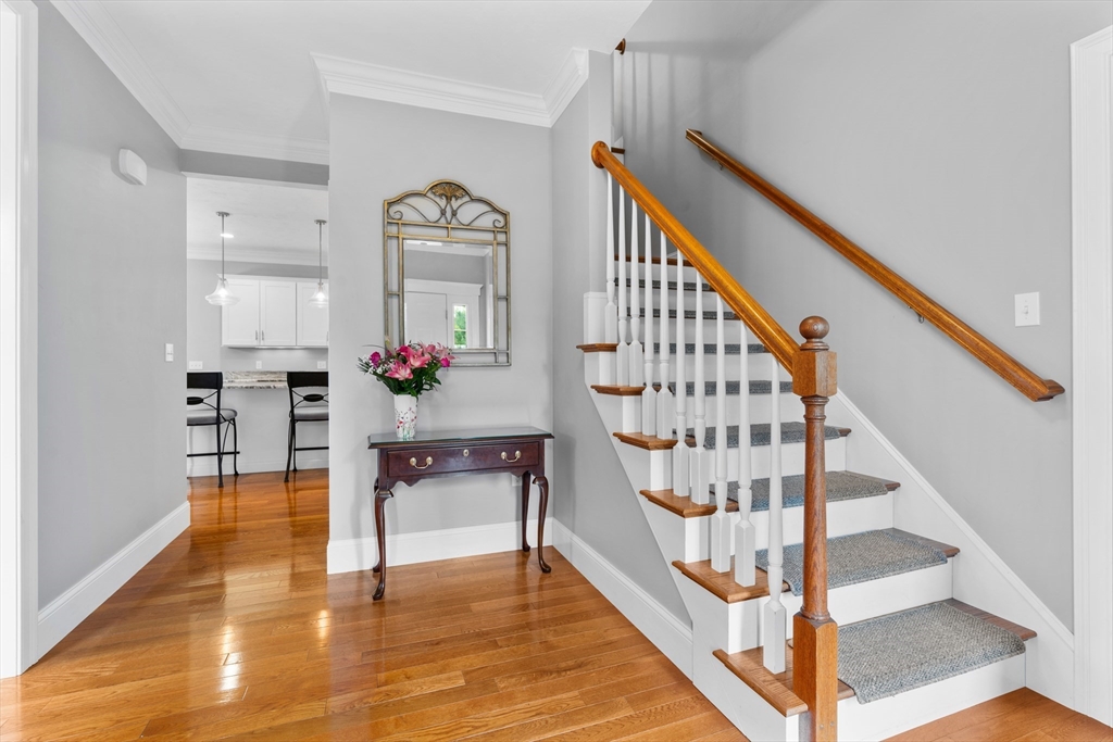 105 Louise Dr