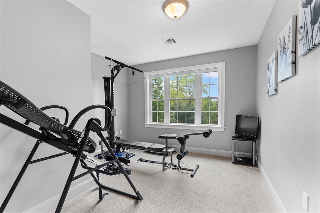 105 Louise Dr