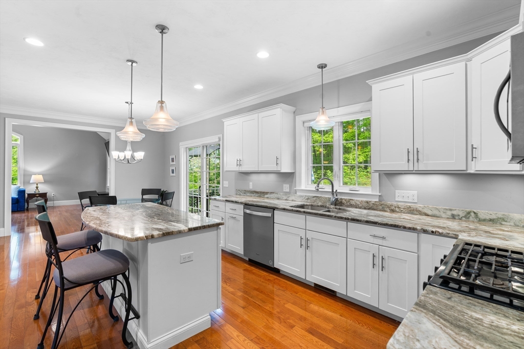 105 Louise Dr