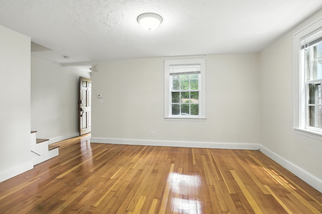 62 Lincoln Ave # 62