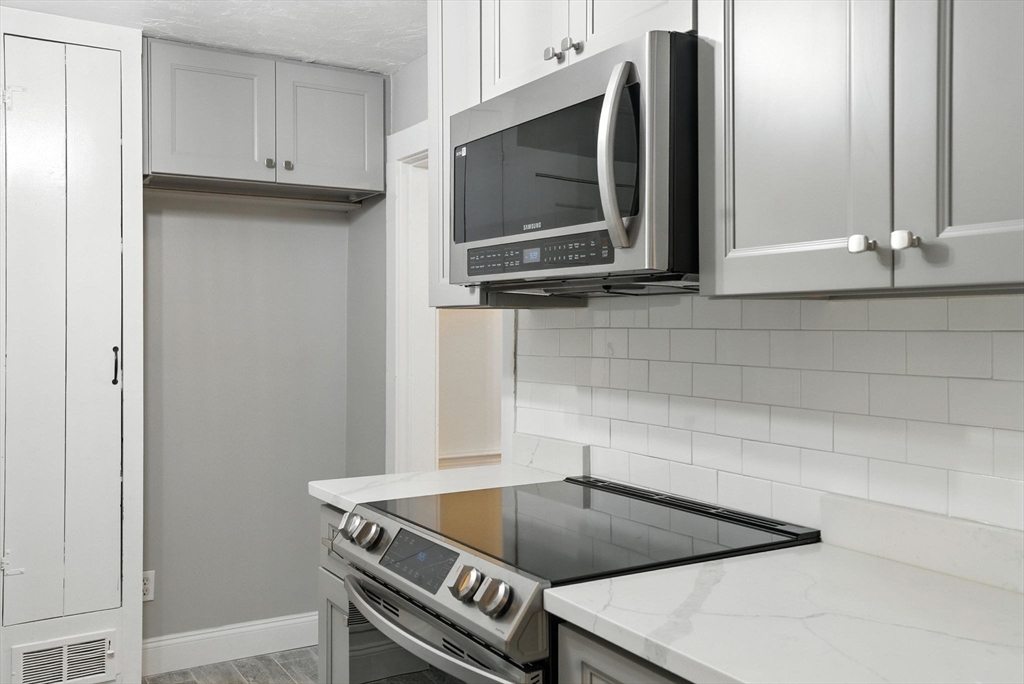62 Lincoln Ave # 62