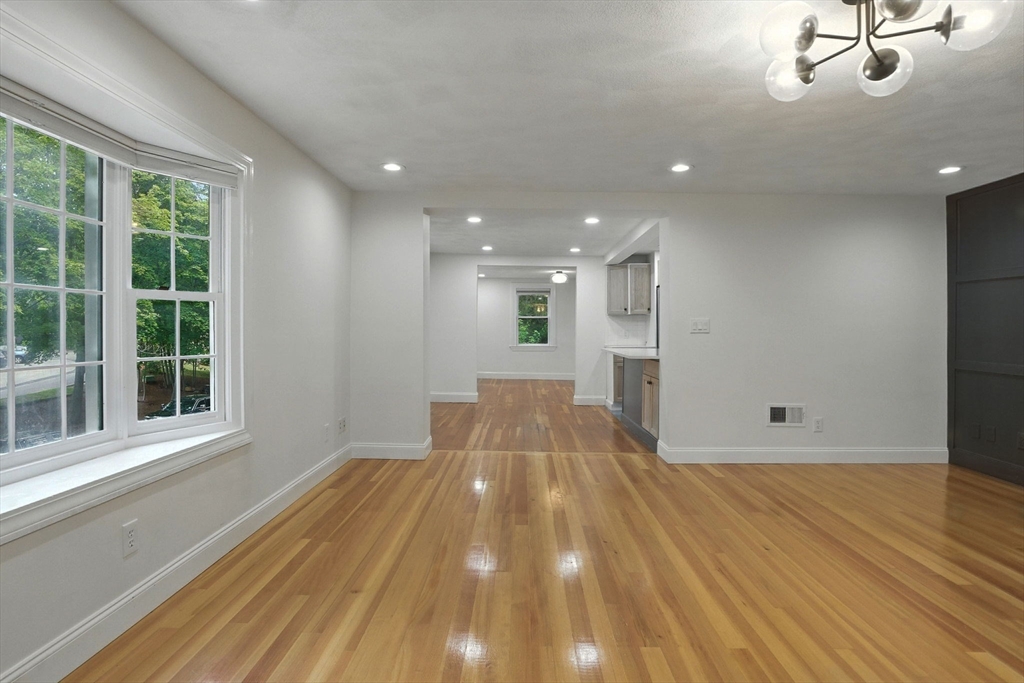 64 Lincoln Ave # 64