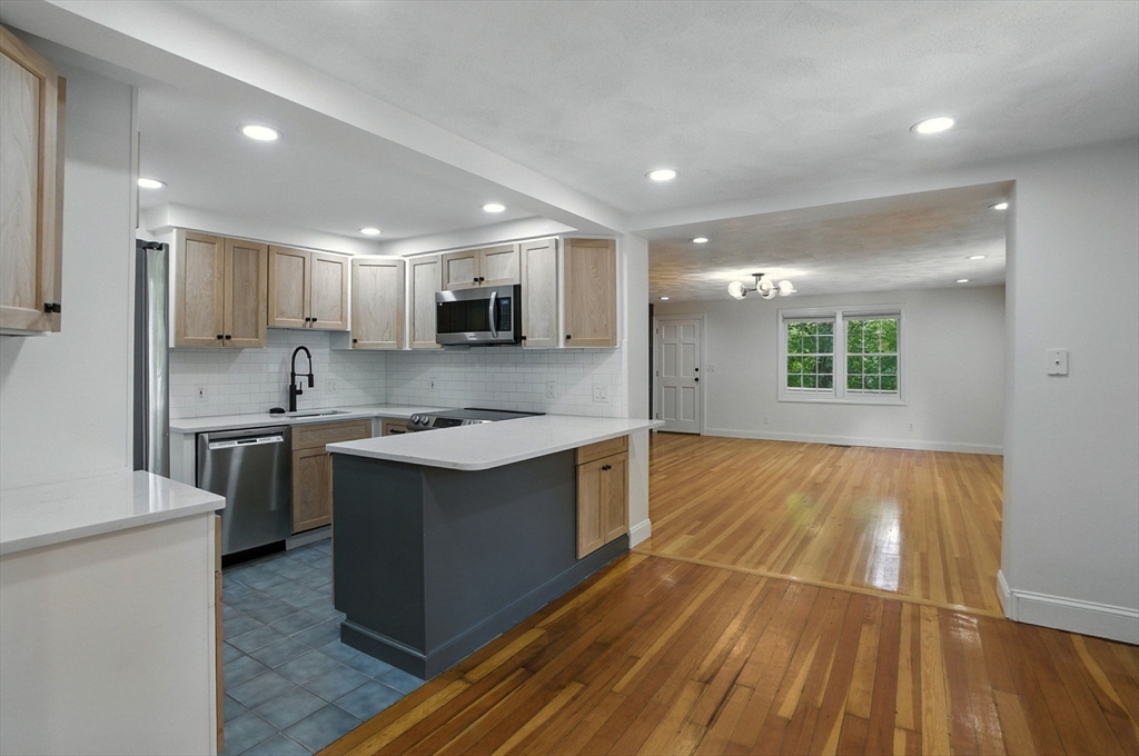 64 Lincoln Ave # 64