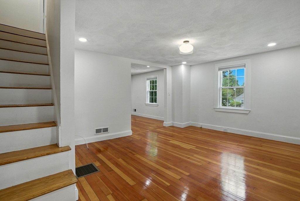 64 Lincoln Ave # 64