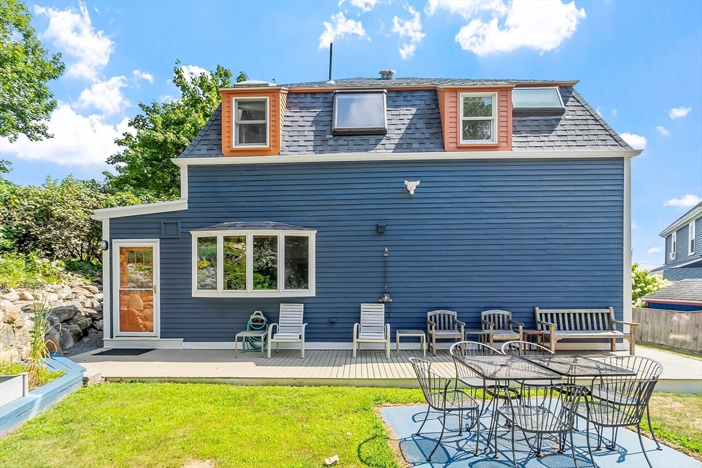 205R Western Avenue
