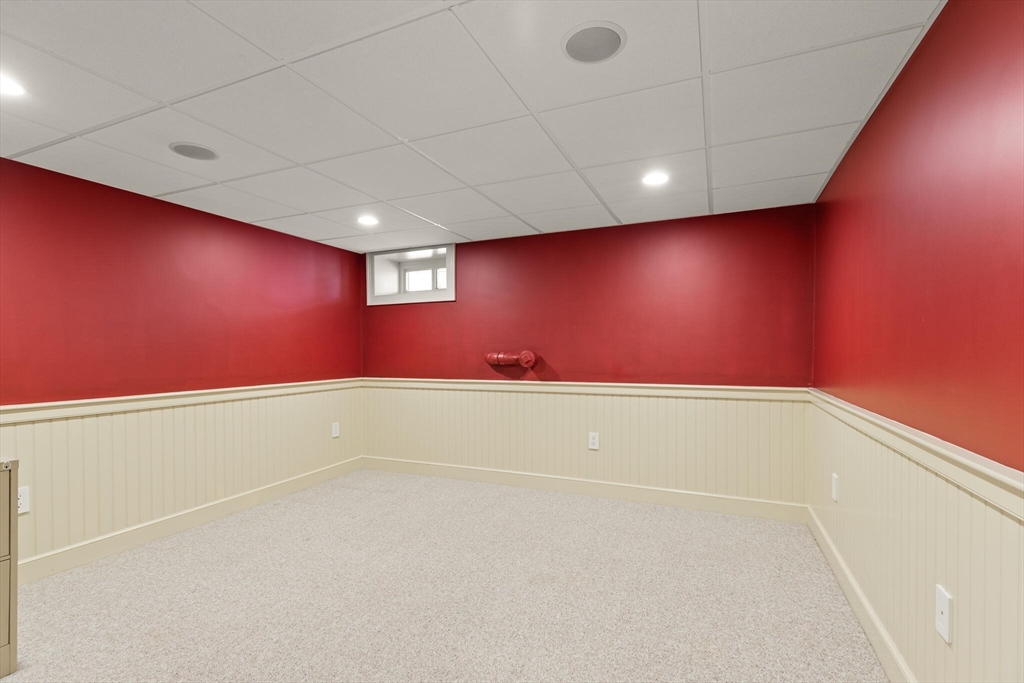 9 Bogastow Circle