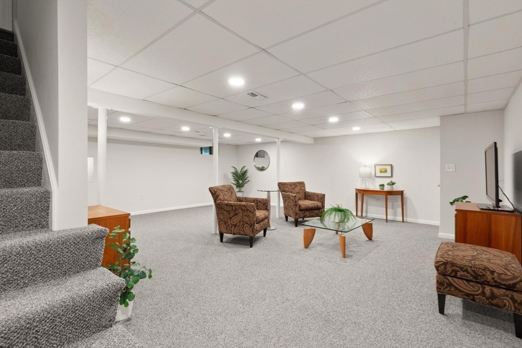 67 Bridle Path