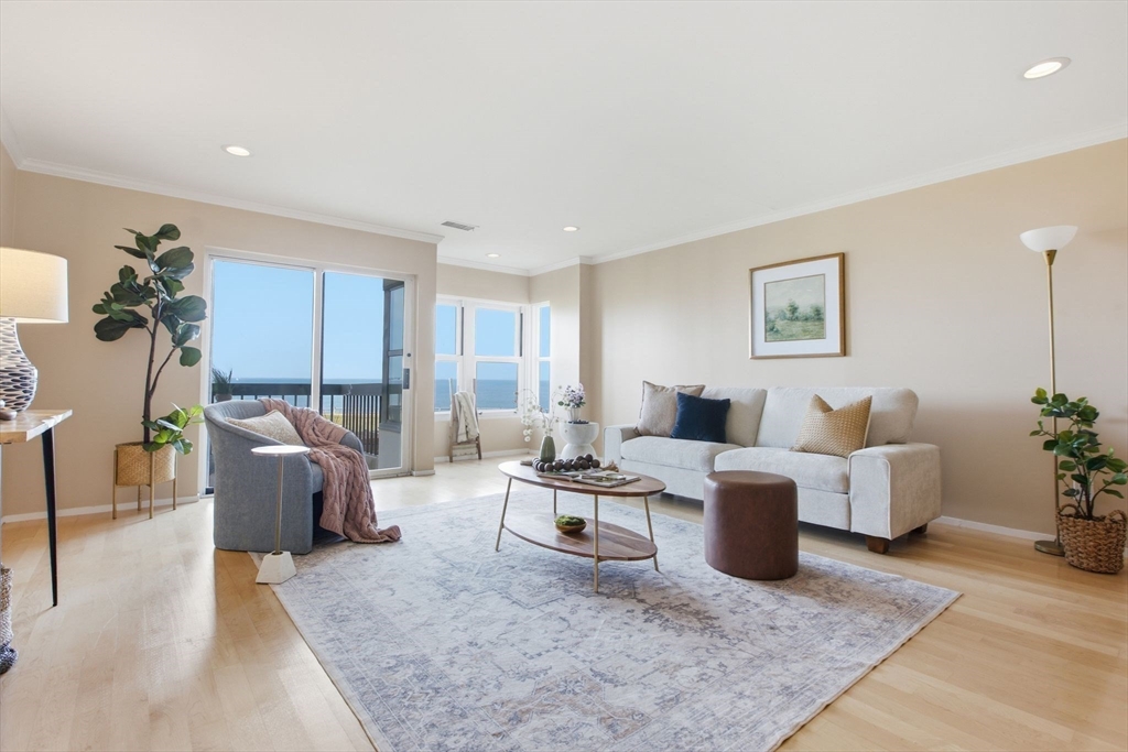 1 Seal Harbor # 210