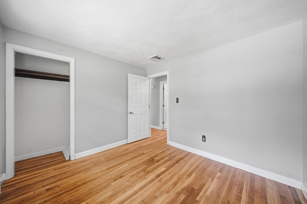 737 North St