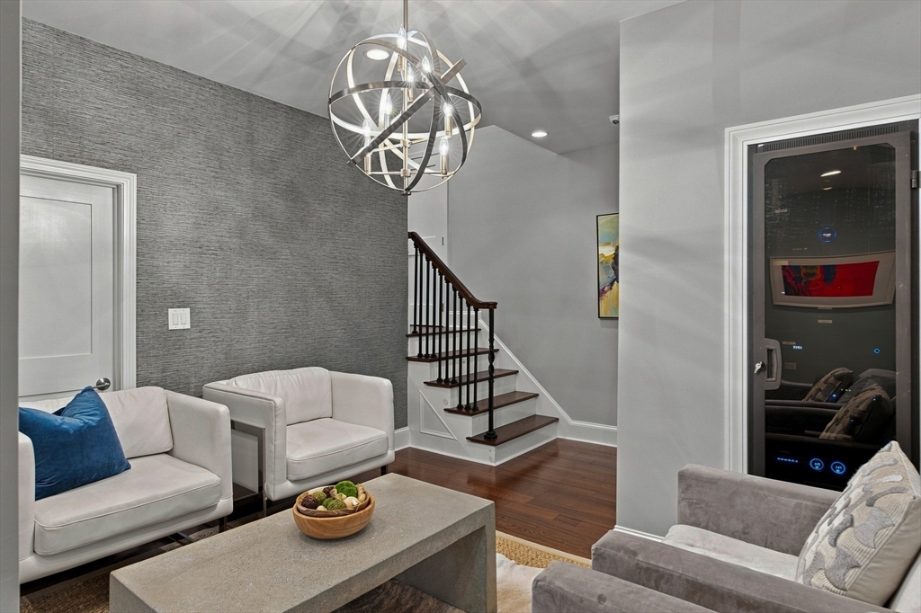 4 Croswell Corner