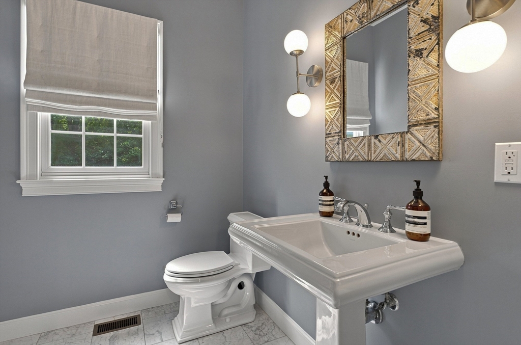 4 Croswell Corner