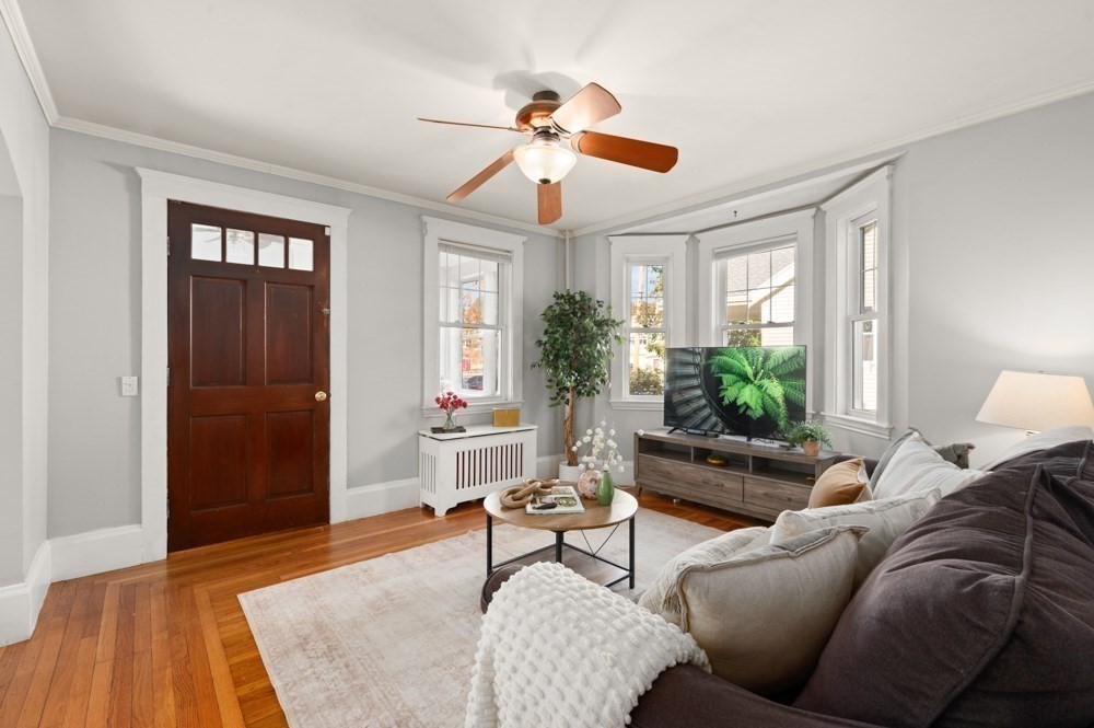 16 Maple Avenue