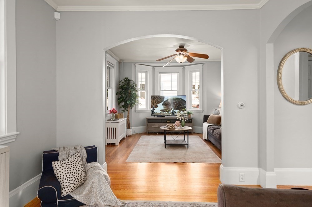 16 Maple Avenue
