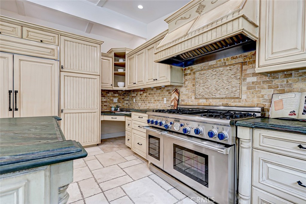 27803 Conestoga Drive