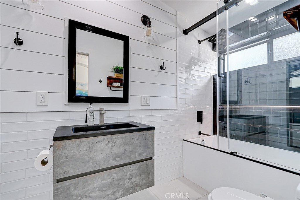 27803 Conestoga Drive