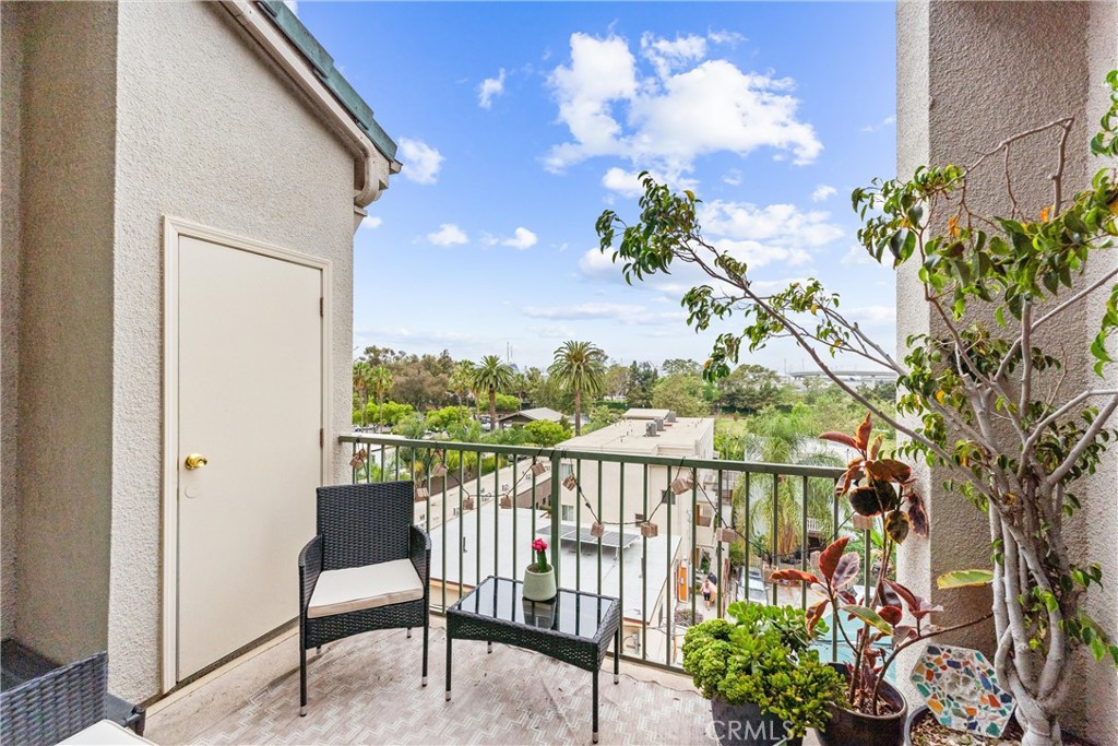 555 Maine Avenue 420