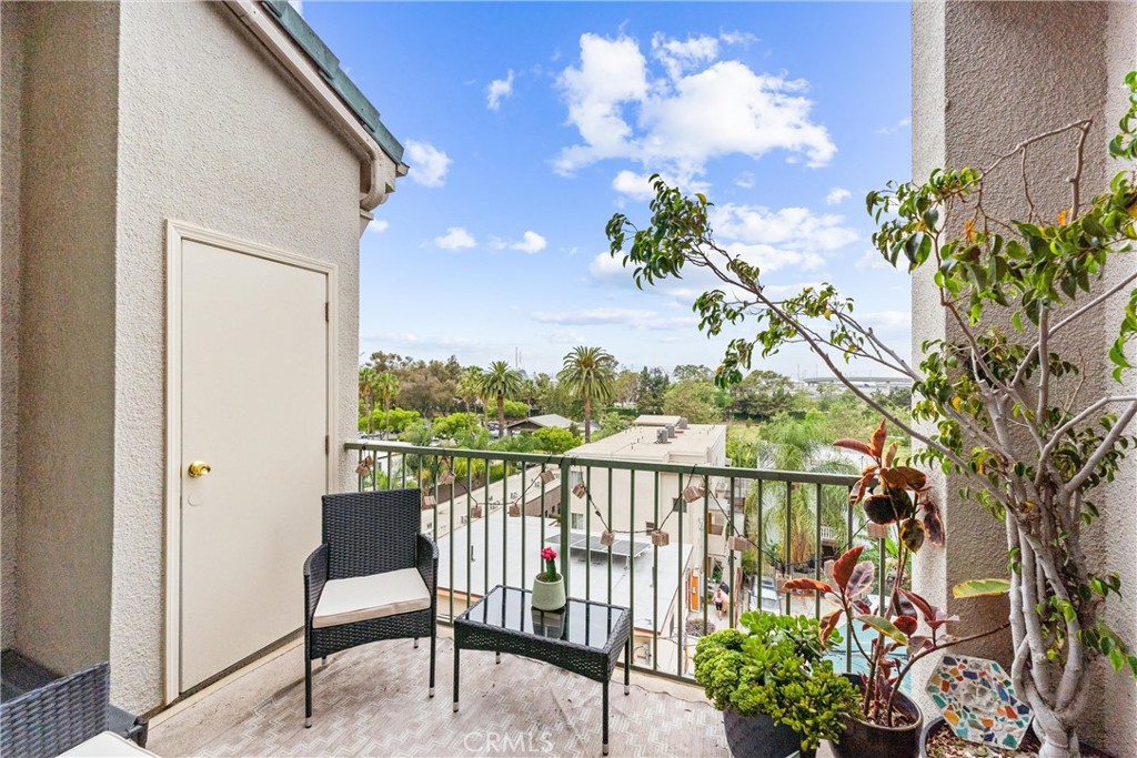 555 Maine Avenue 420