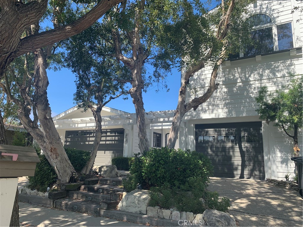 5915 Finecrest Drive