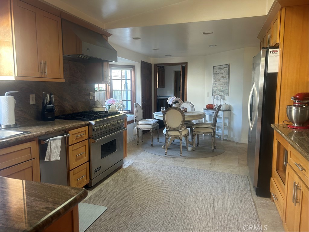 5915 Finecrest Drive