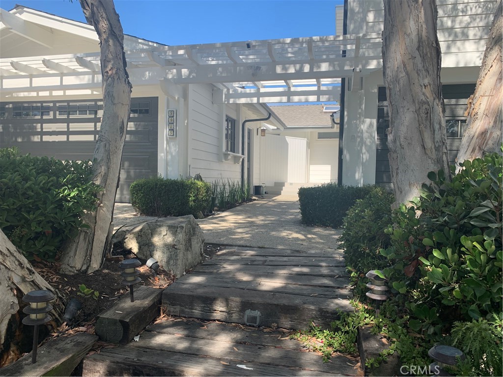 5915 Finecrest Drive