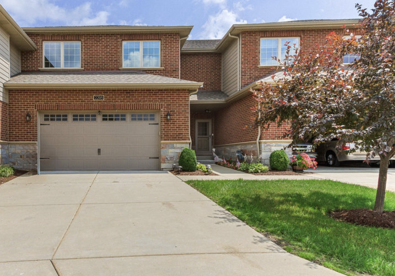 2205 Maple Hill Court