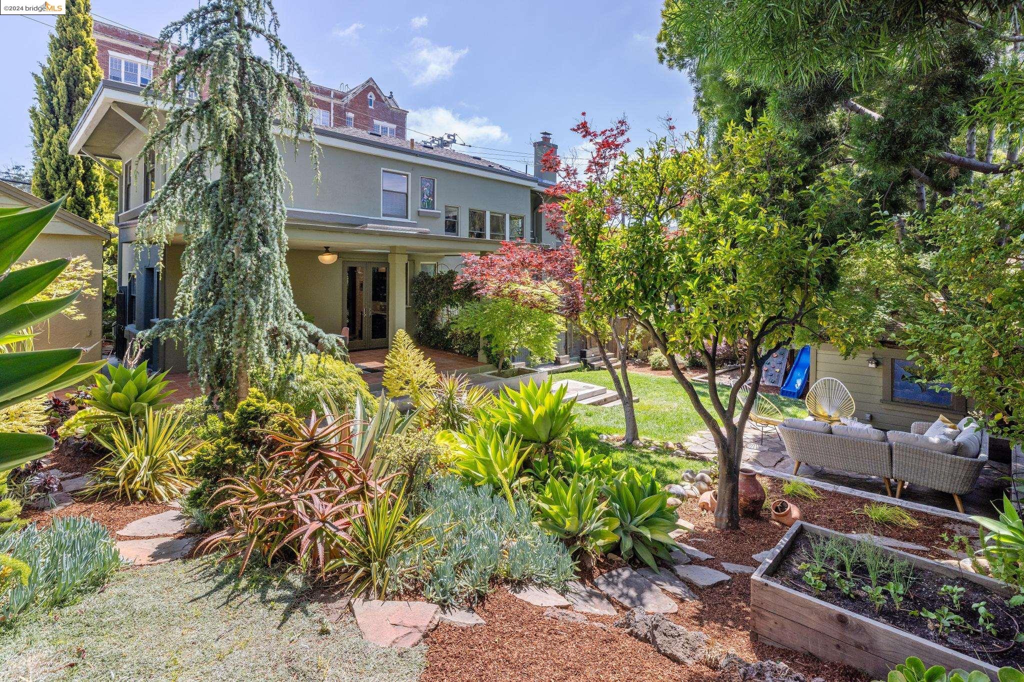 360 Van Buren Ave