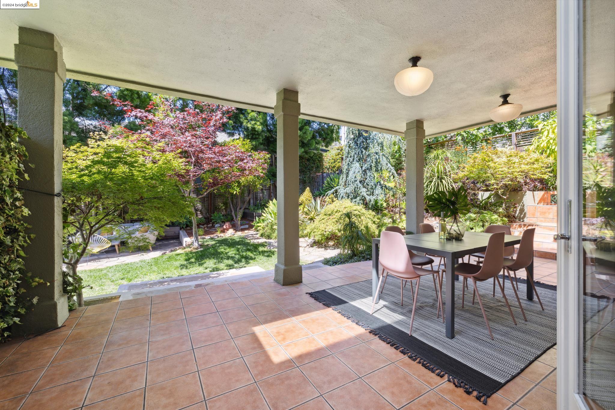 360 Van Buren Ave
