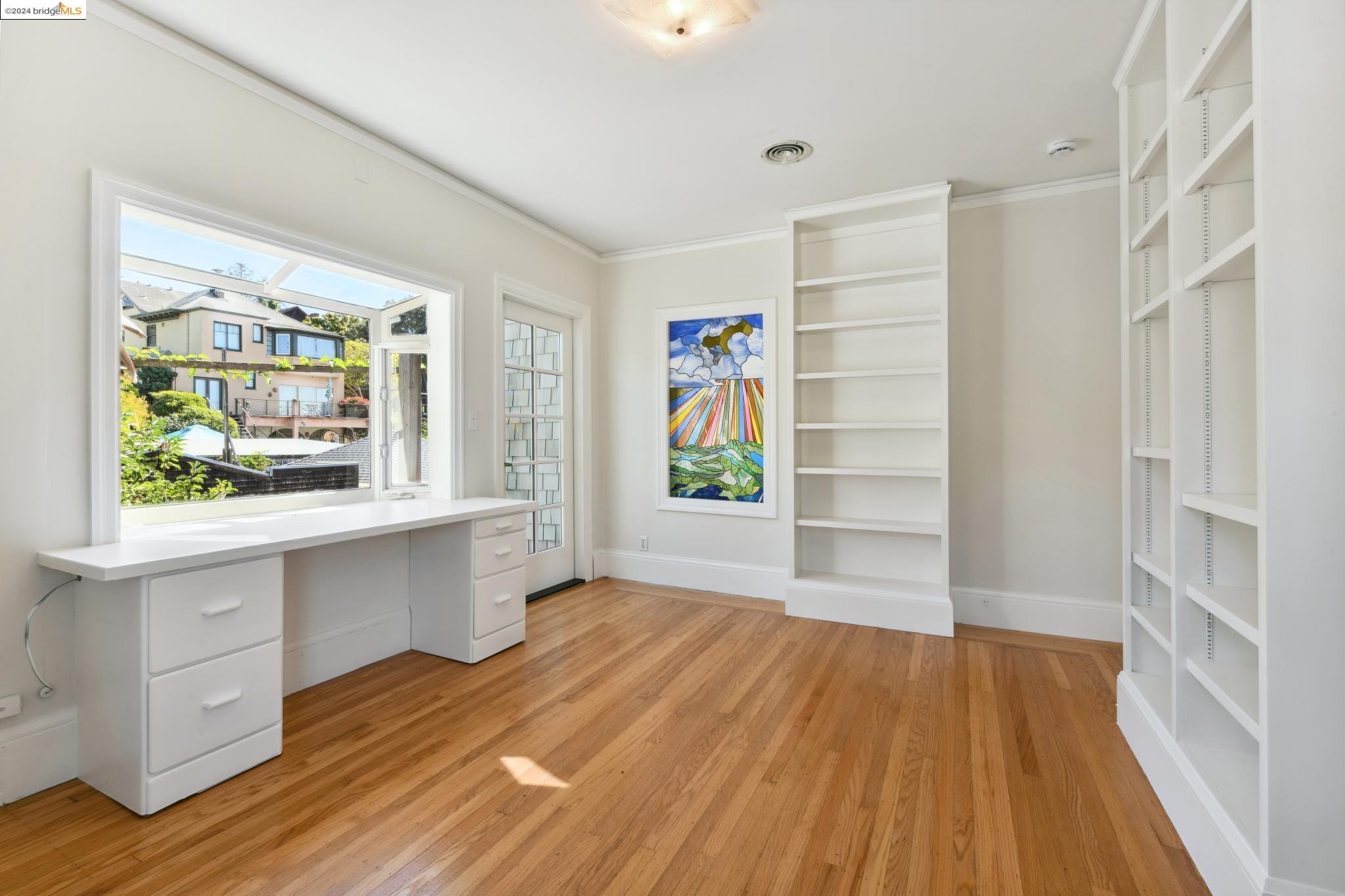 1311 Oxford St