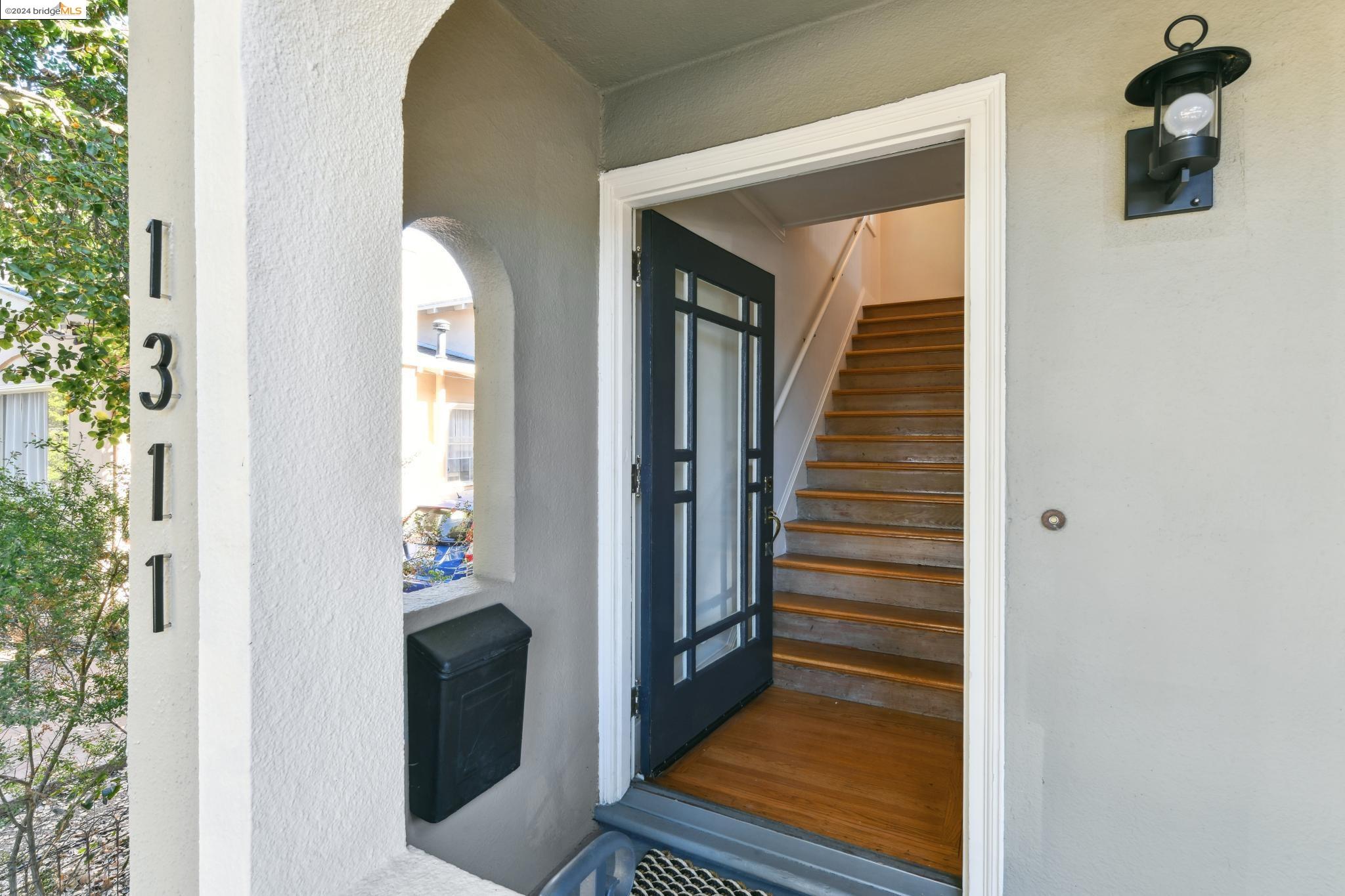 1311 Oxford St
