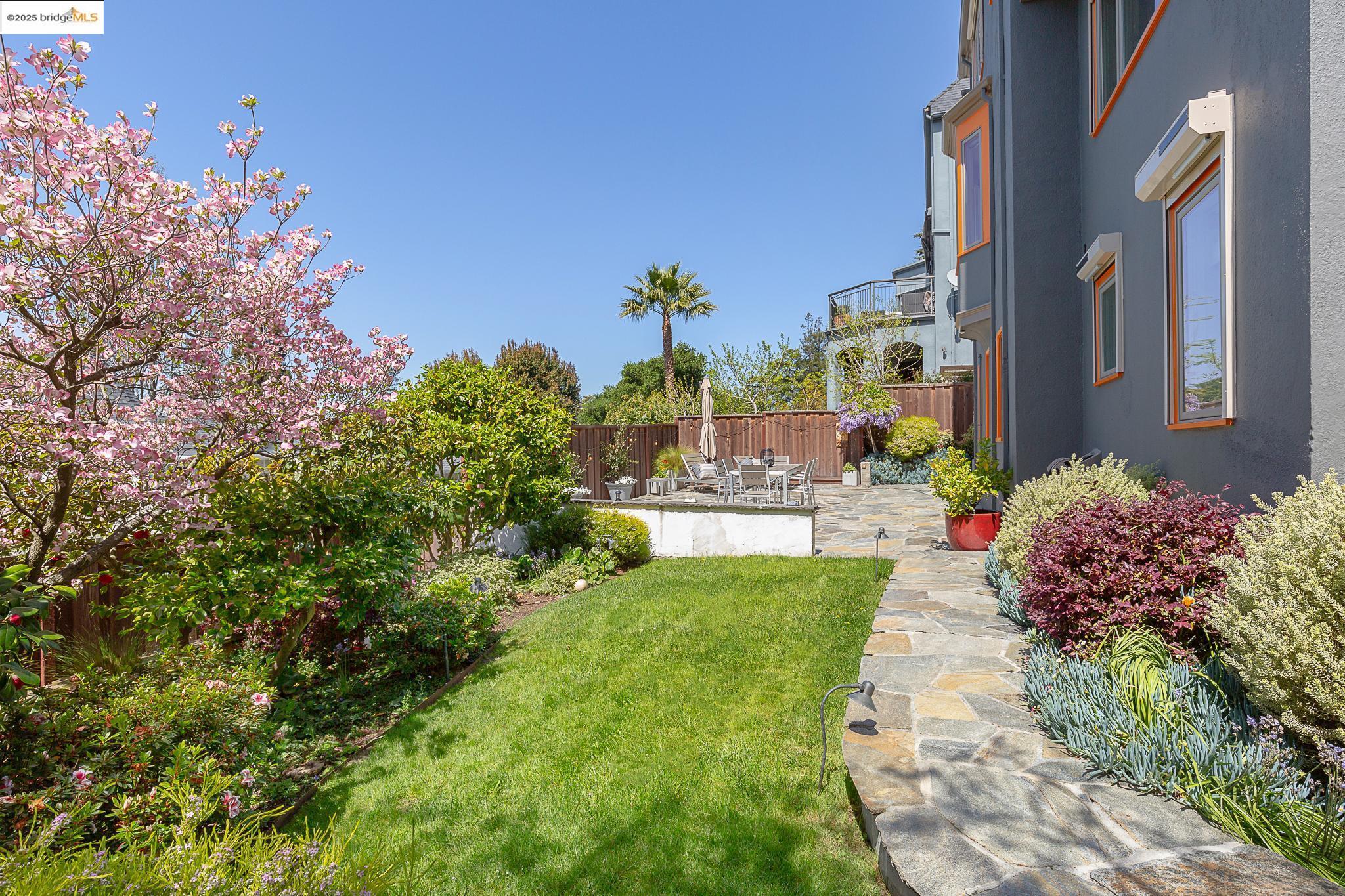 76 Eucalyptus Rd