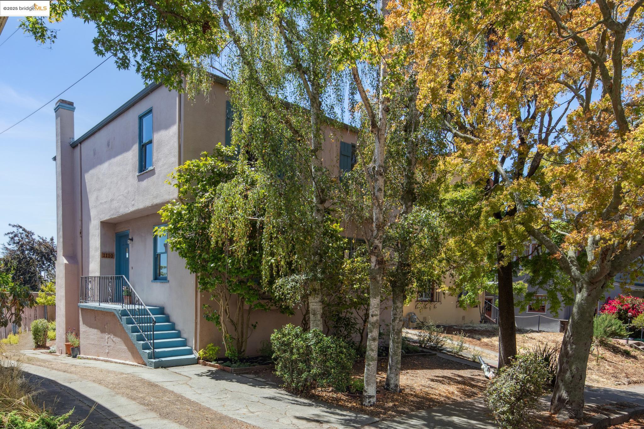 1110 Walnut St