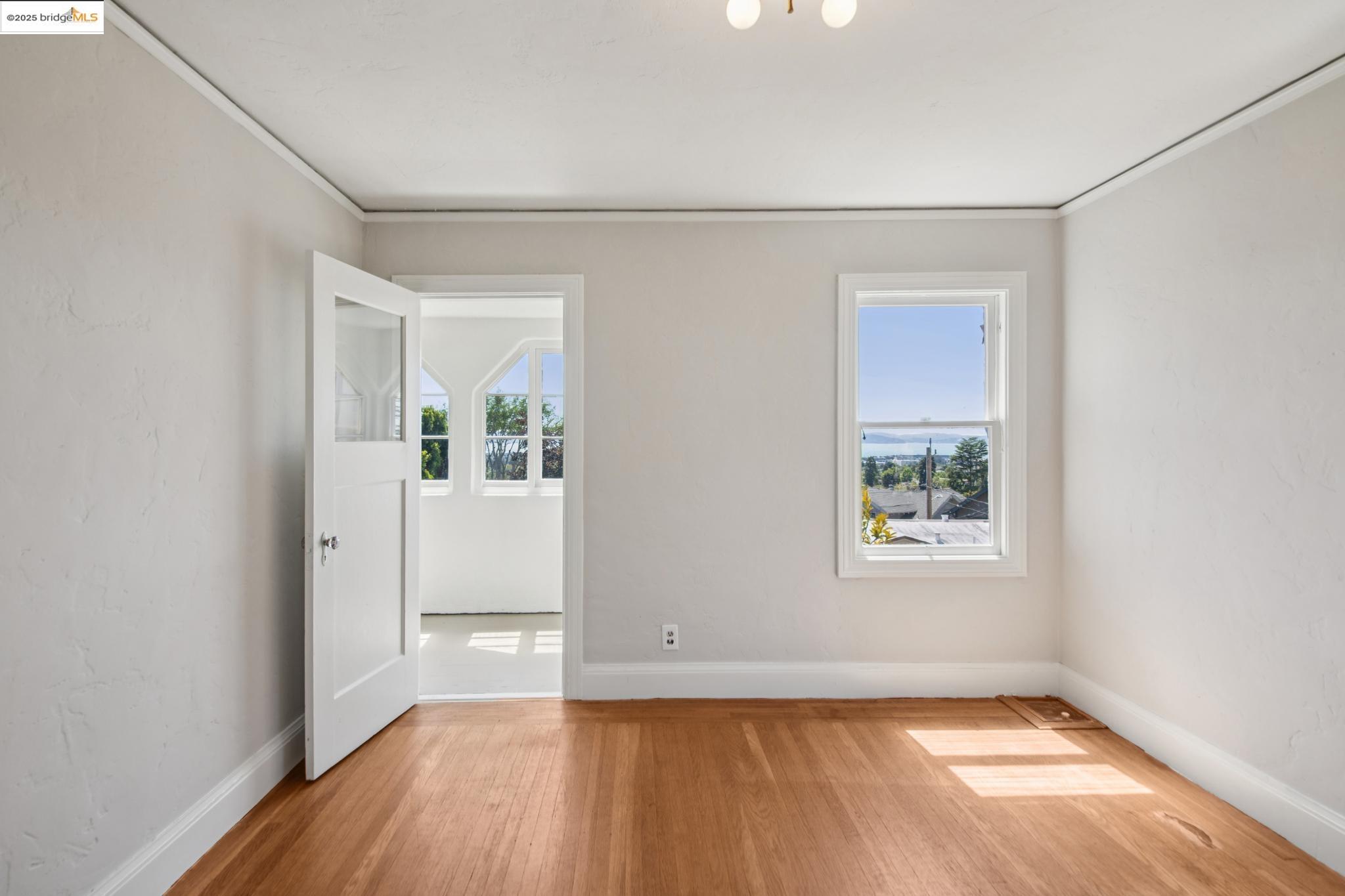 1110 Walnut St
