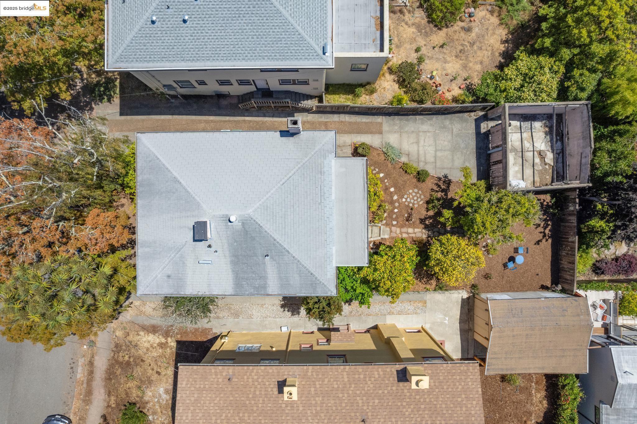 1110 Walnut St