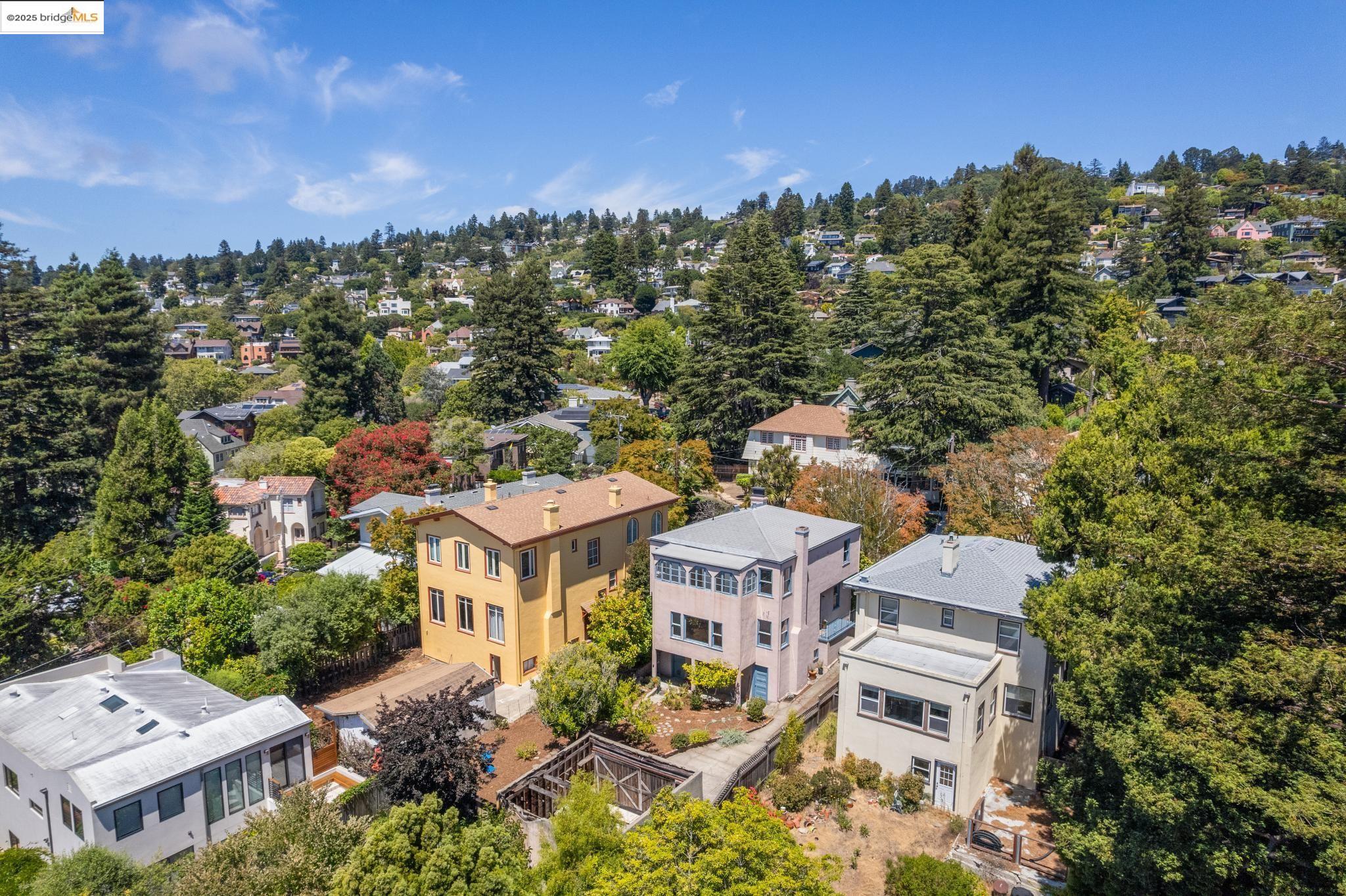 1110 Walnut St