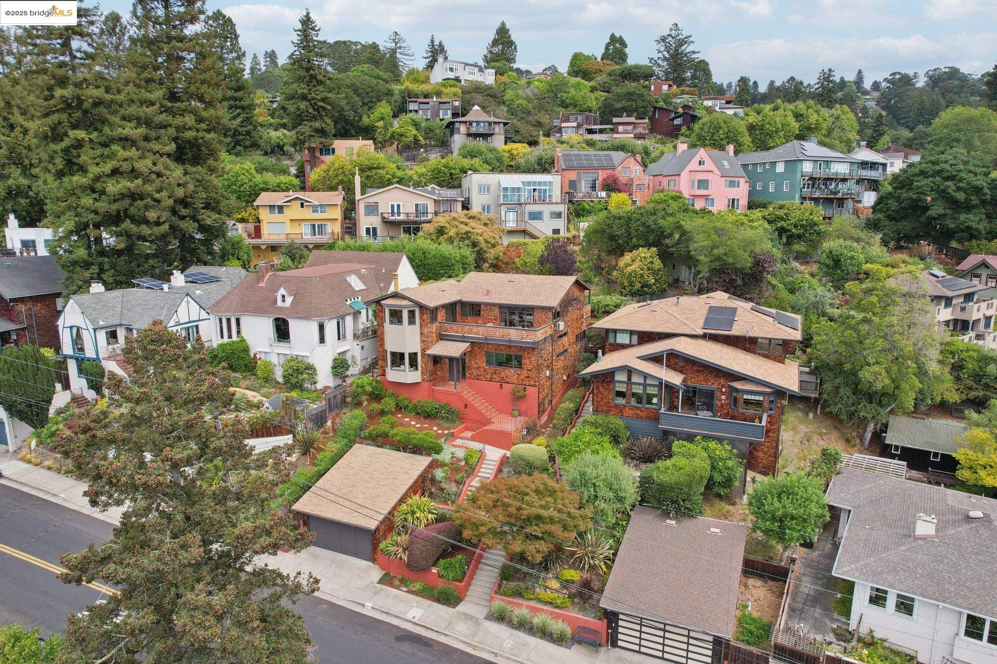 1075 Spruce Street, Berkeley