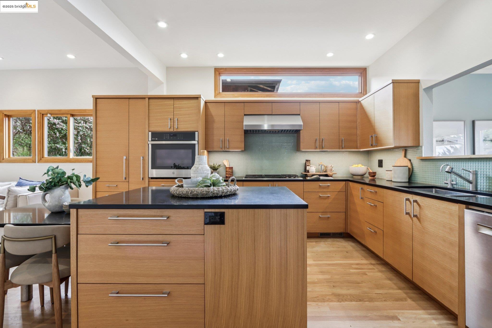 1075 Spruce Street, Berkeley