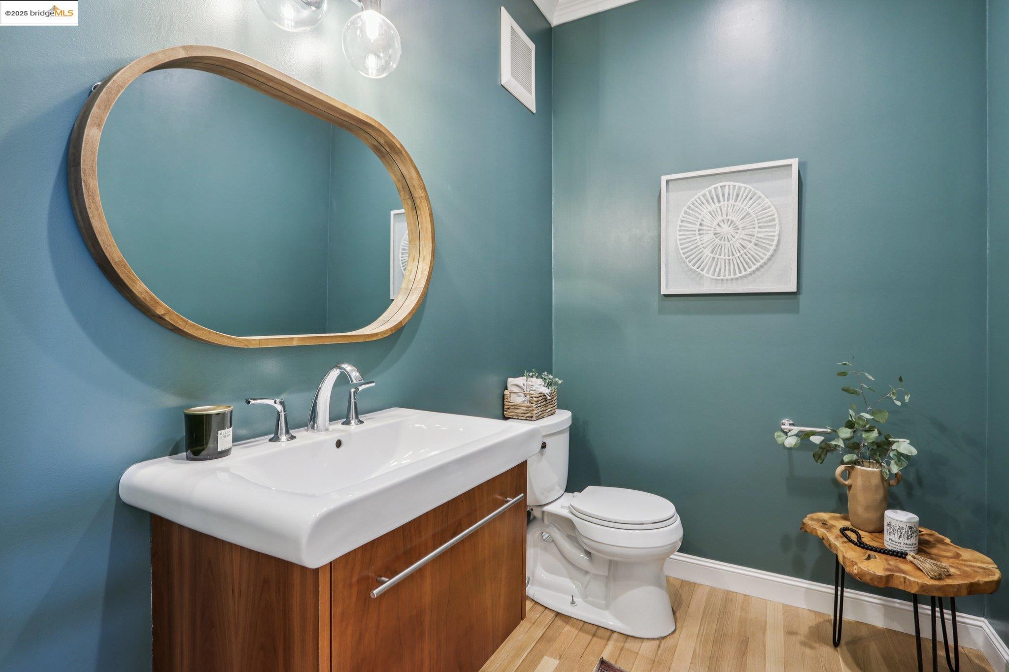 1075 Spruce Street, Berkeley
