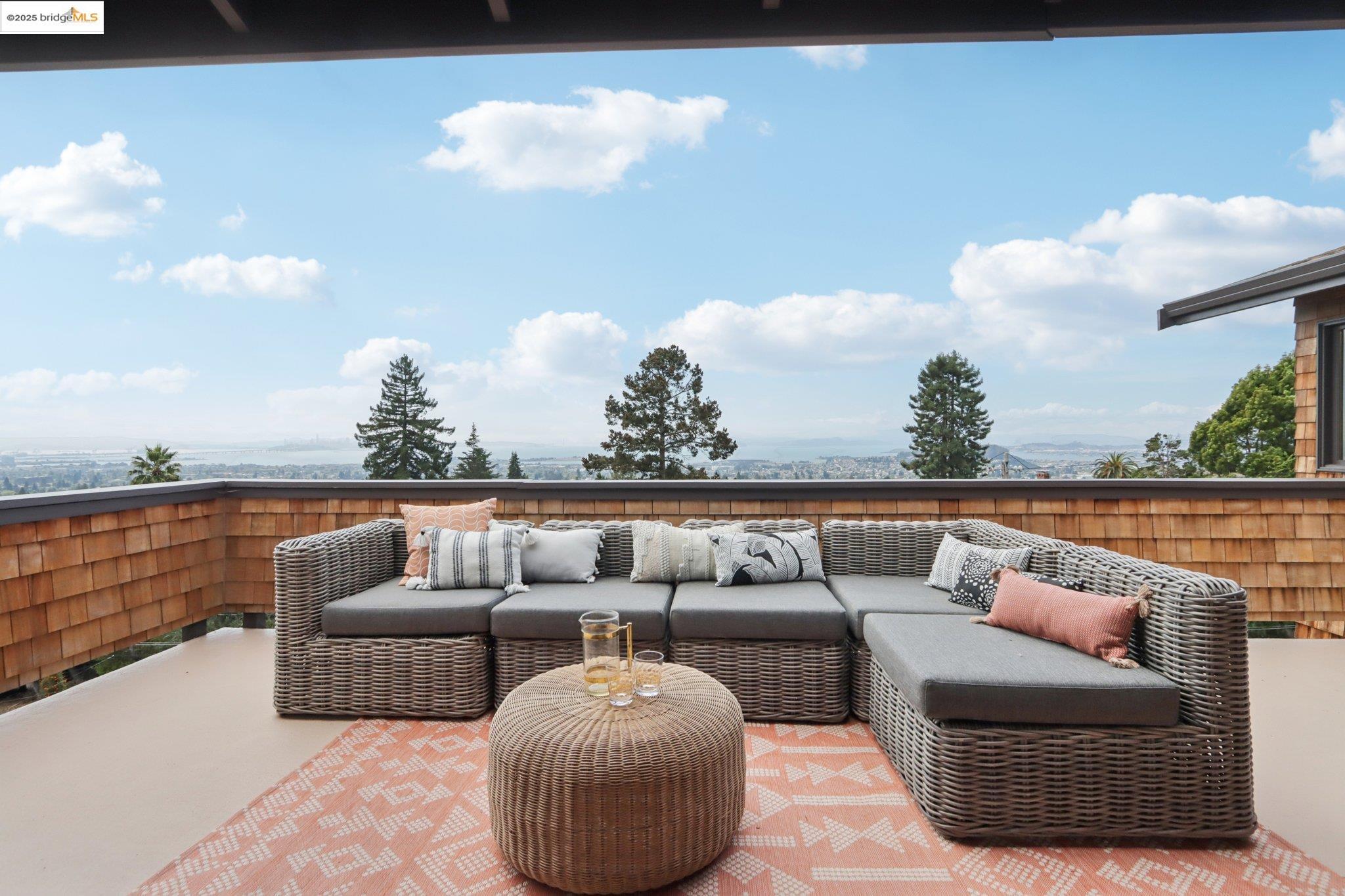 1075 Spruce Street, Berkeley