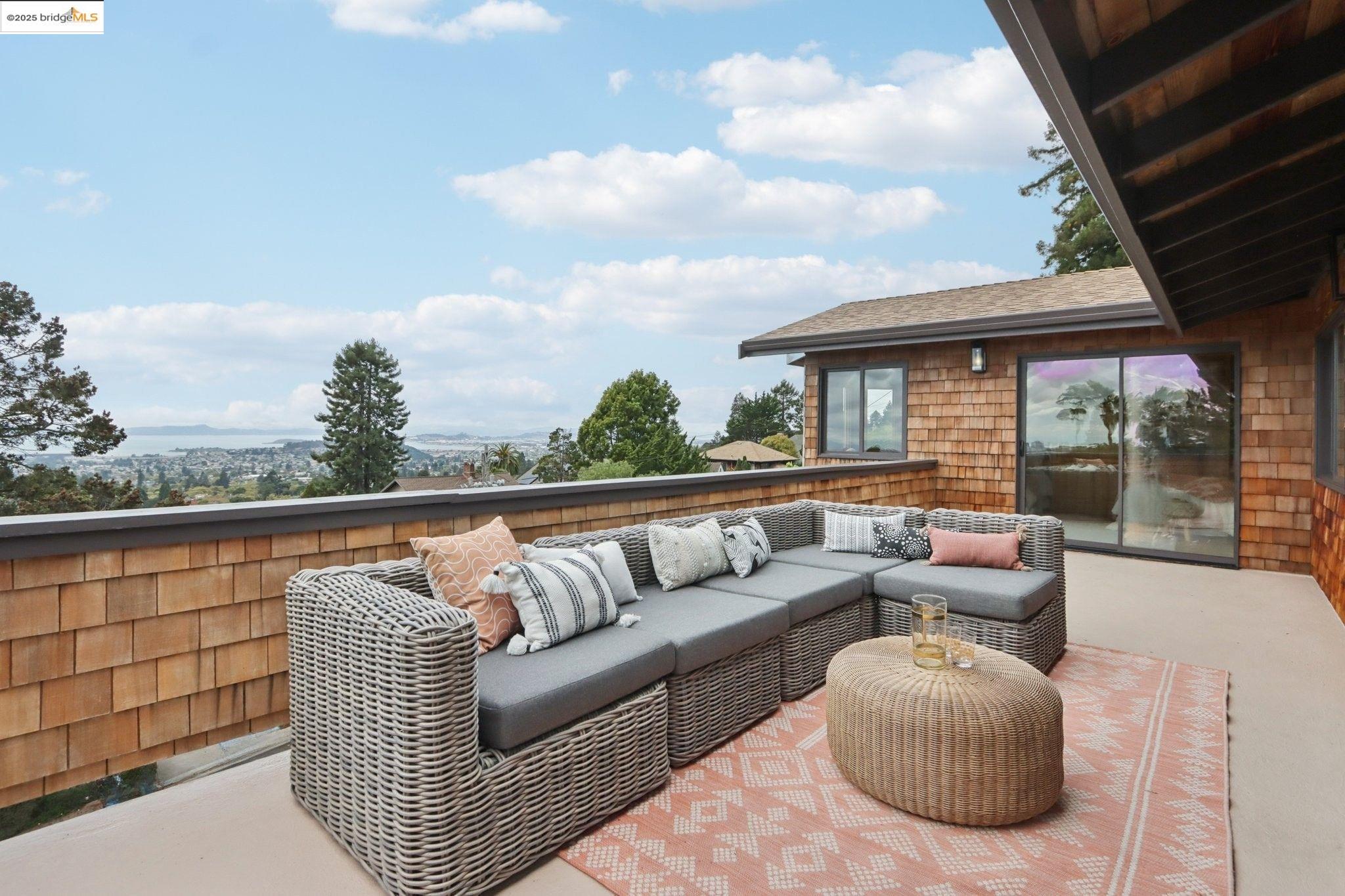 1075 Spruce Street, Berkeley