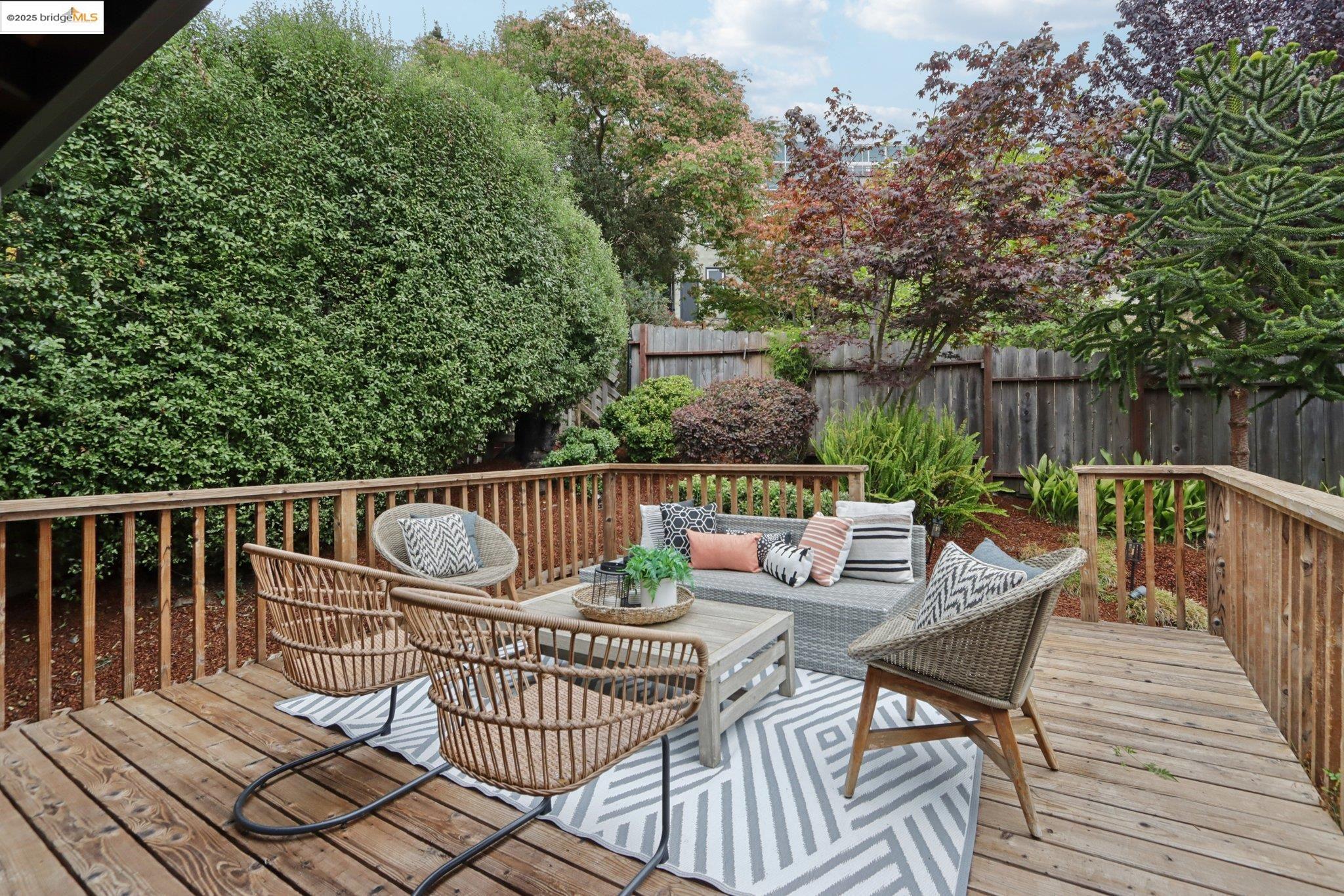 1075 Spruce Street, Berkeley