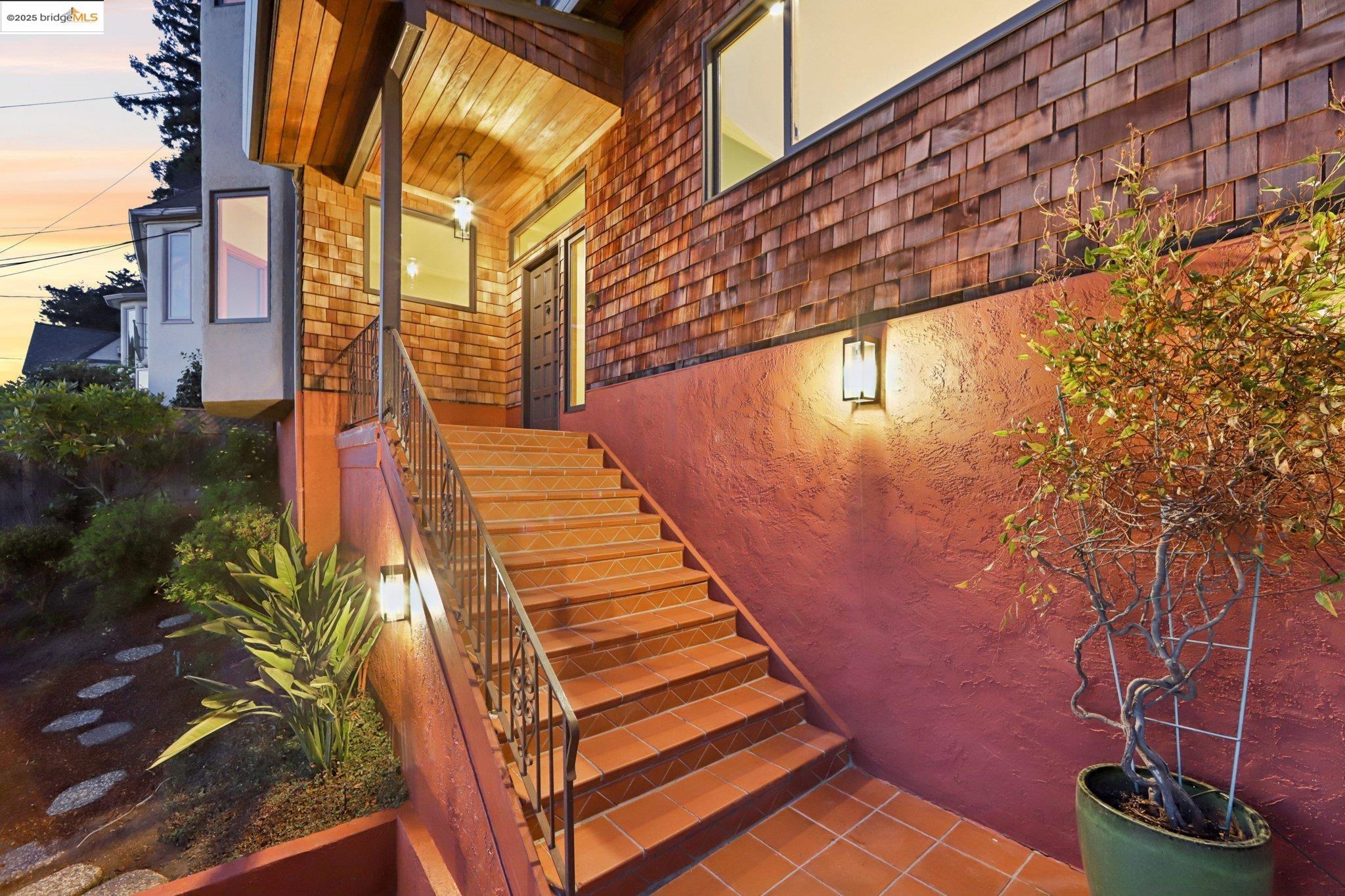 1075 Spruce Street, Berkeley