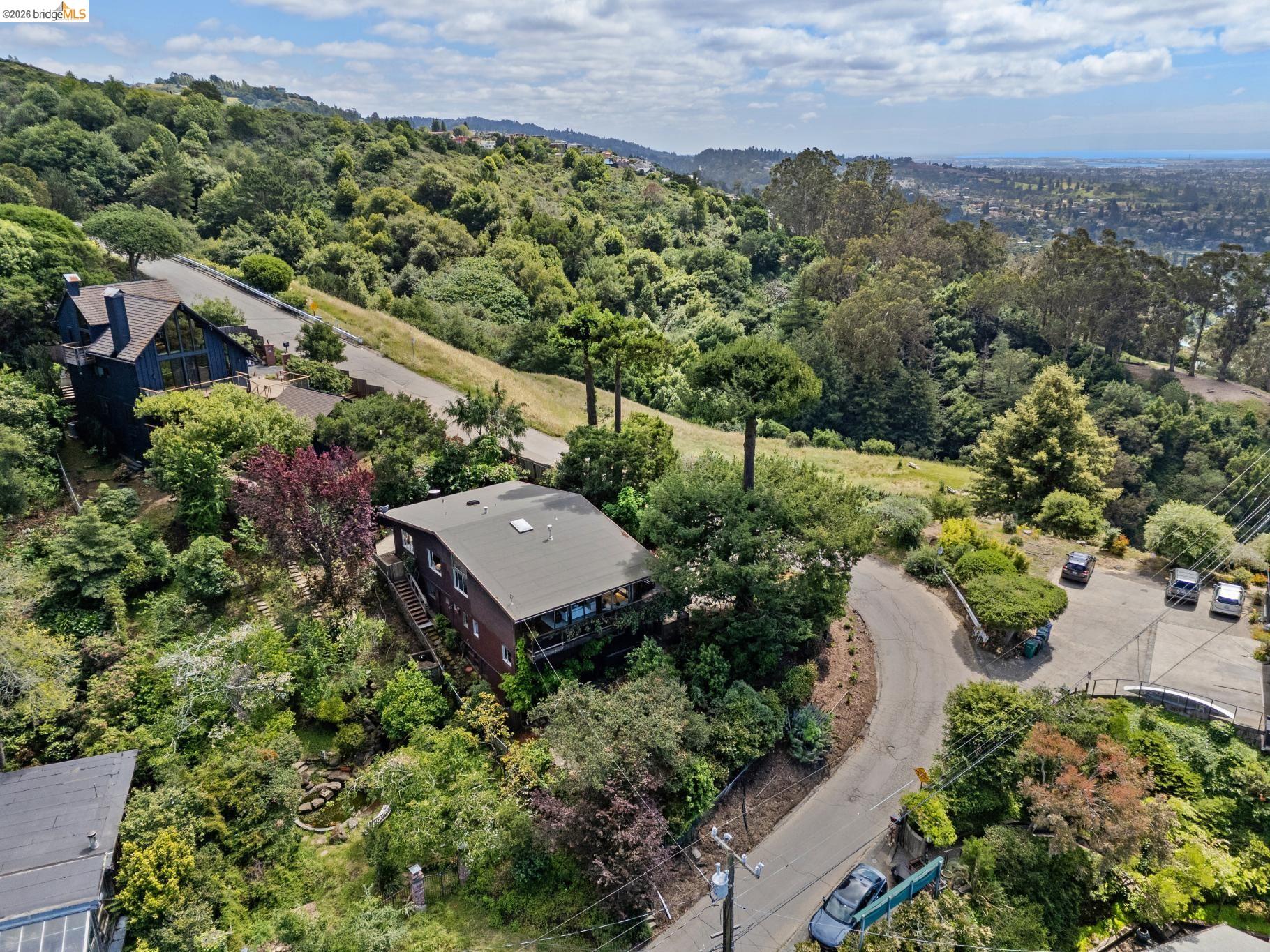 3560 Dwight Way