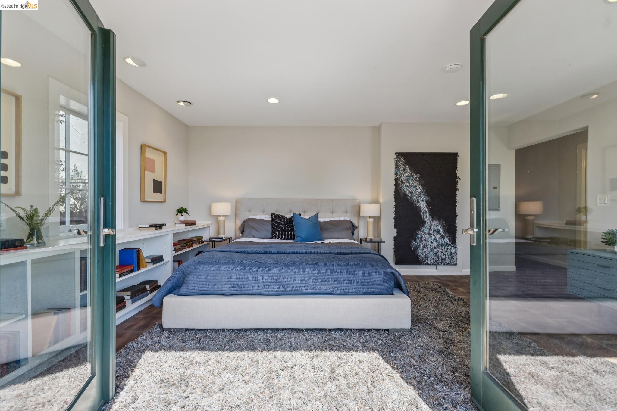 8 Mosswood Rd