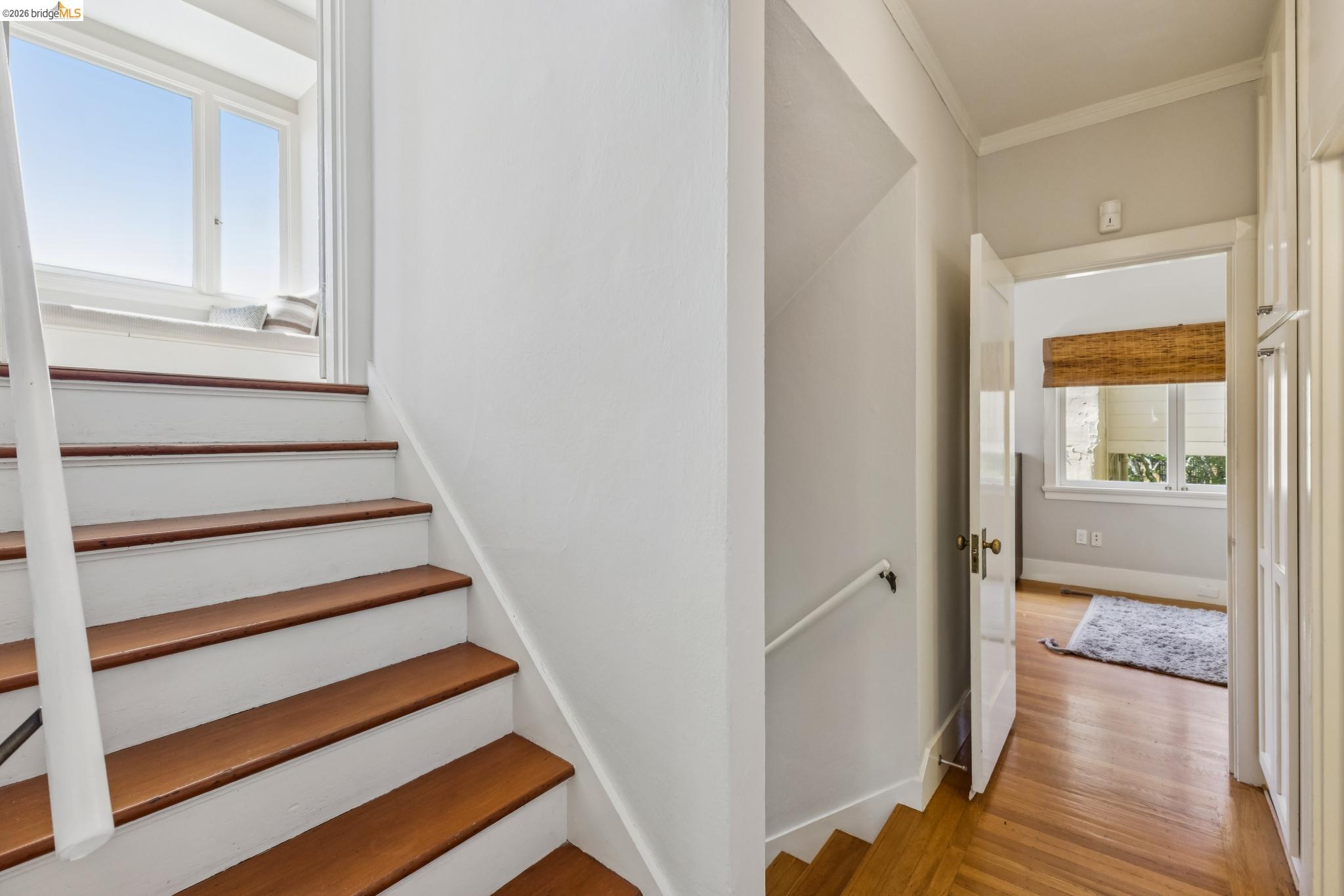 8 Mosswood Rd