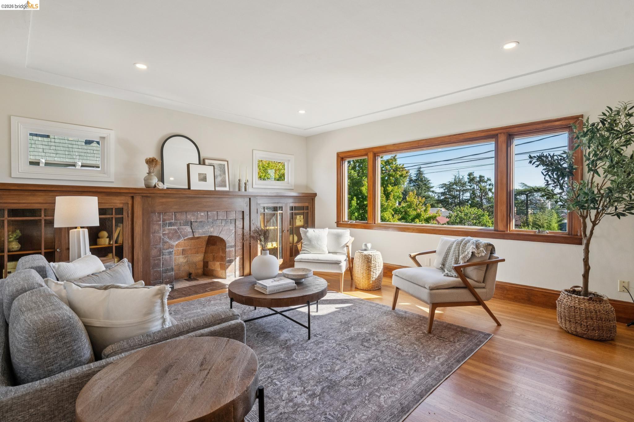 820 Prospect Ave