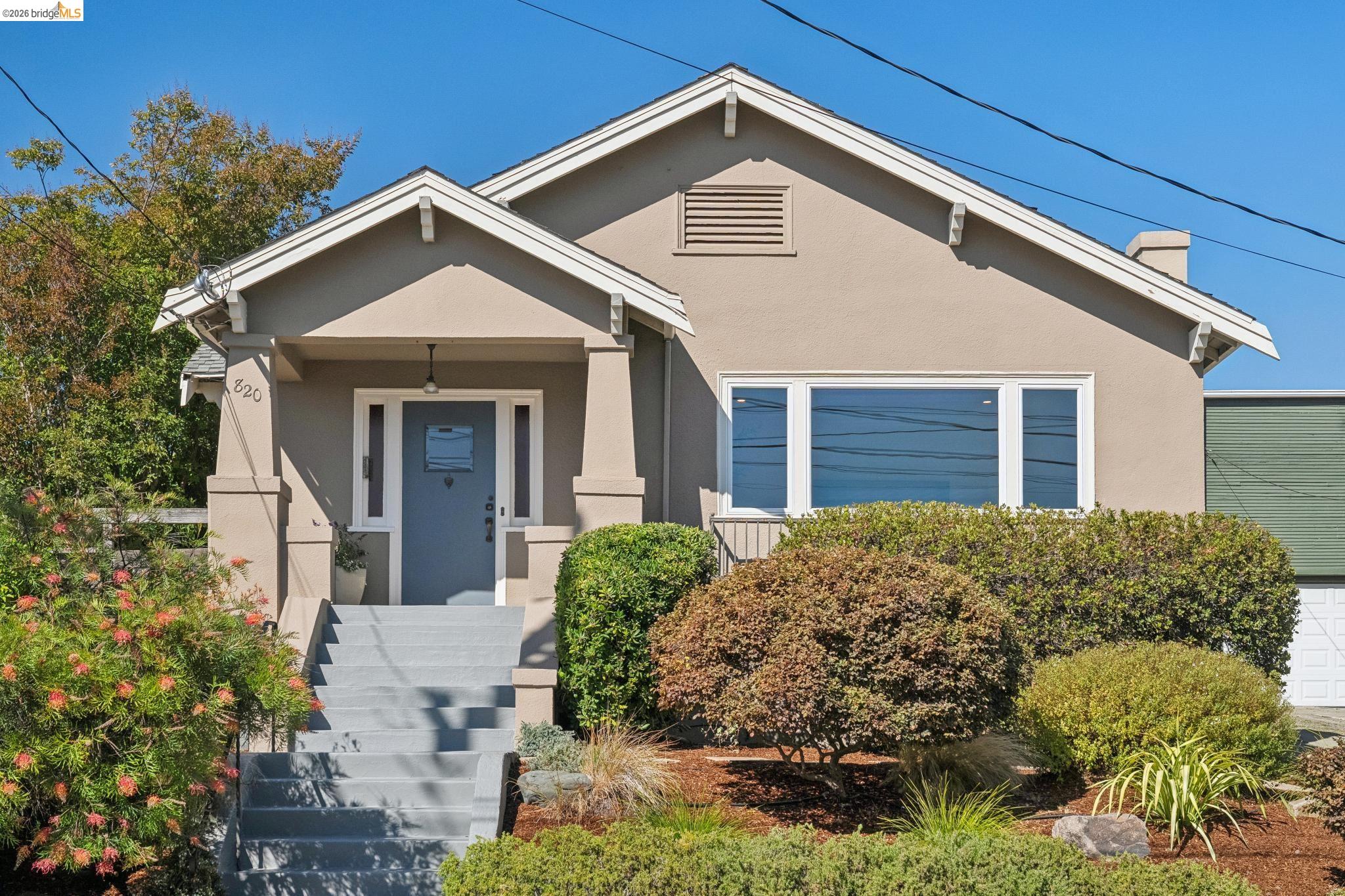 820 Prospect Ave