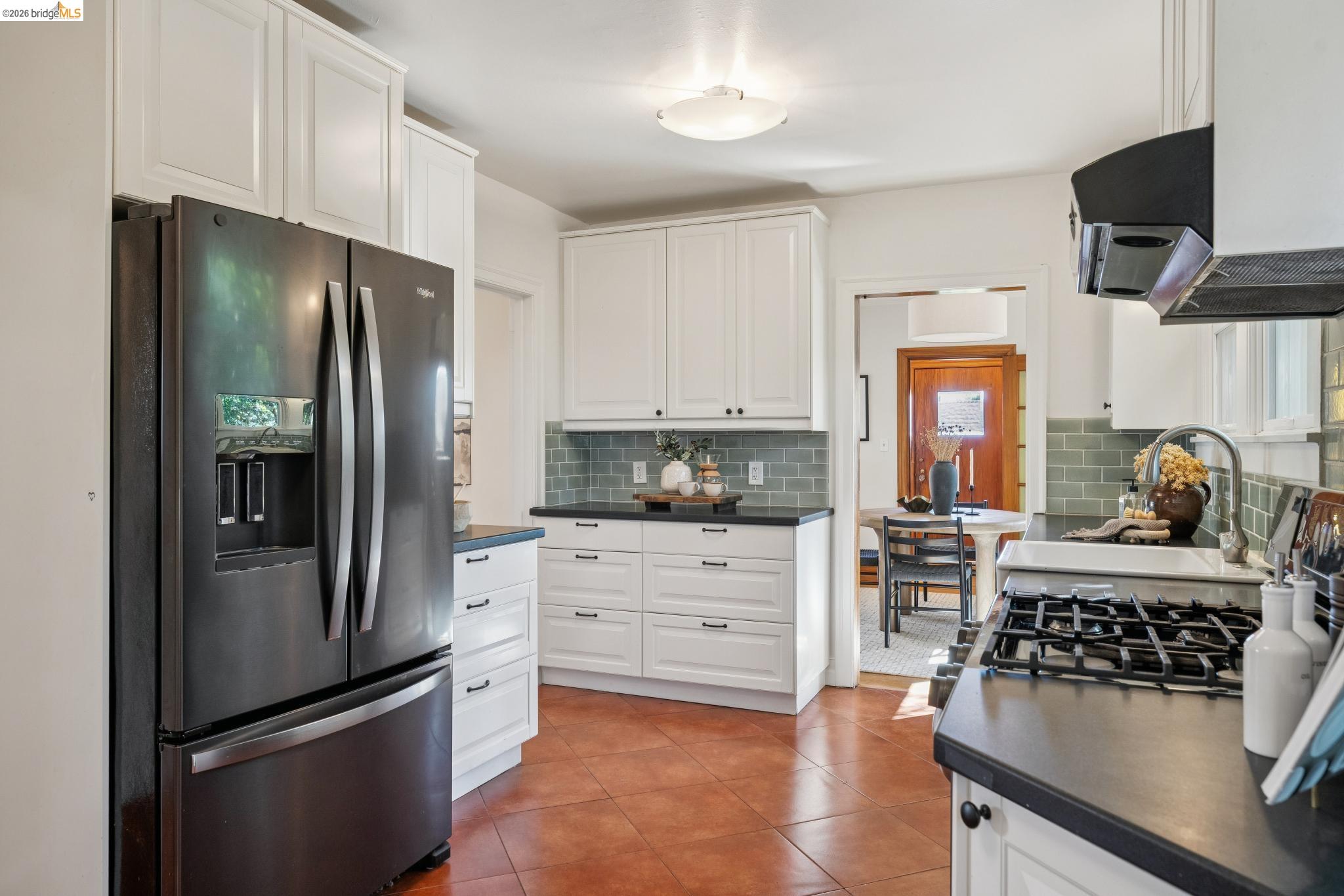 820 Prospect Ave