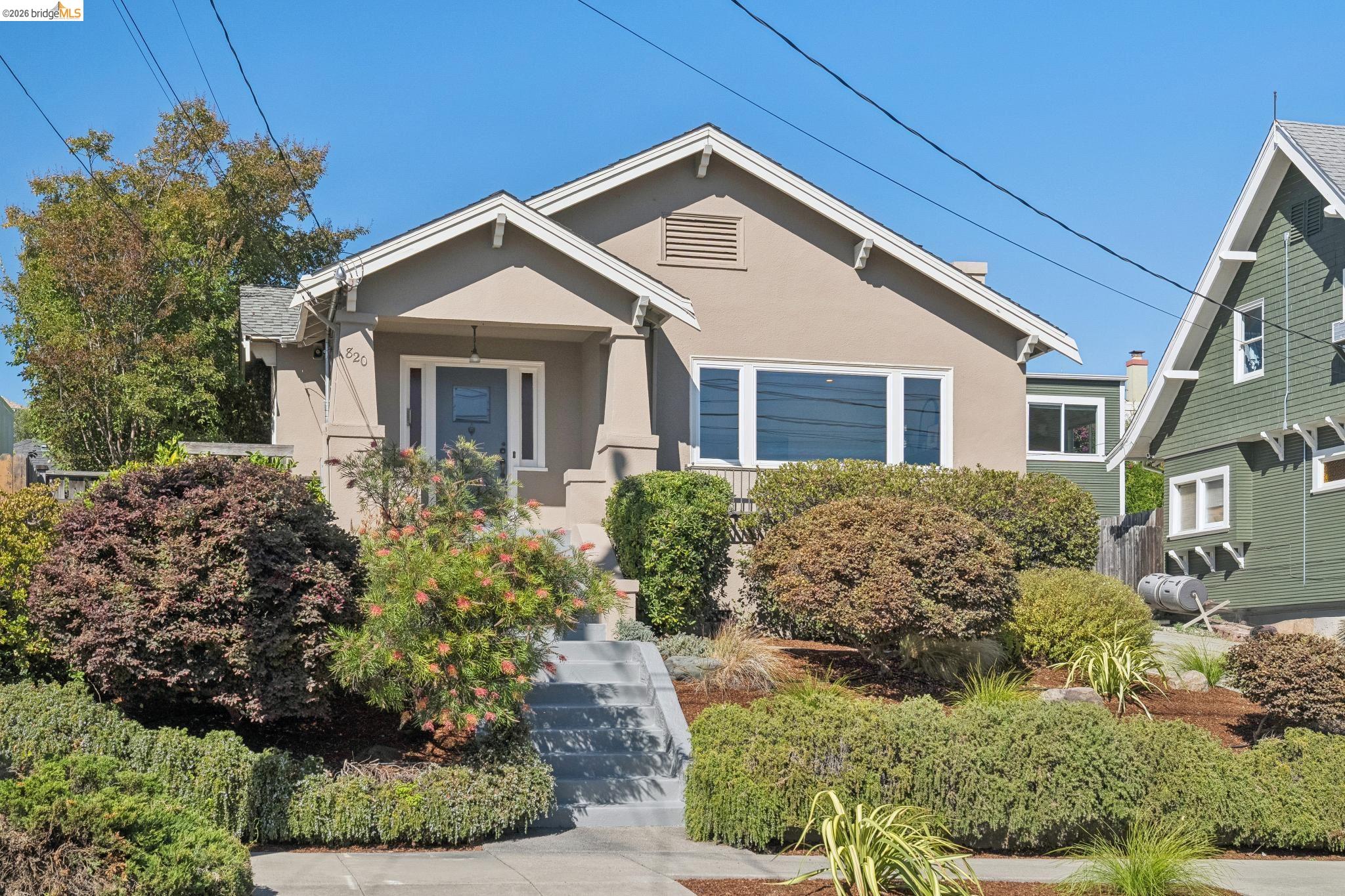 820 Prospect Ave